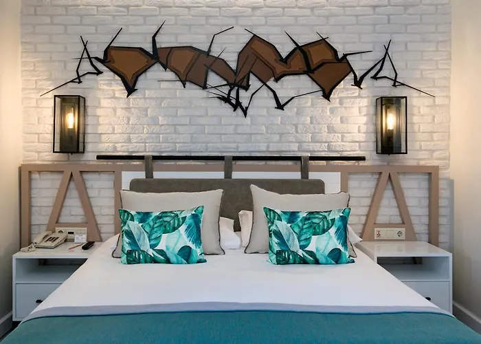 Hôtels à côté de Montgomerie Maxx Royal Golf Club