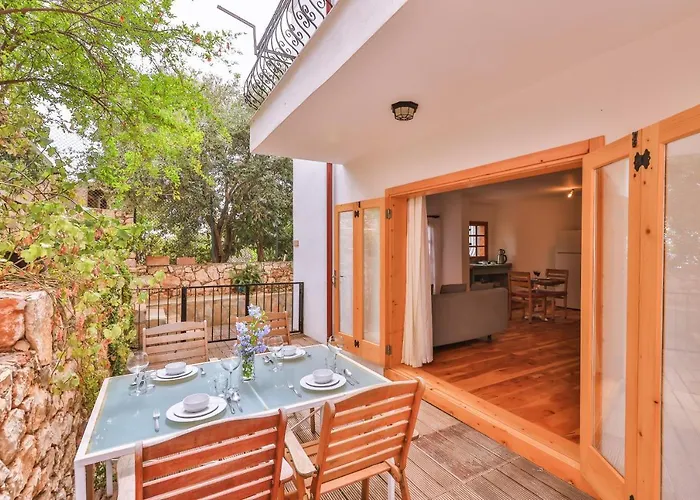 Kas Yoga House Hotel
