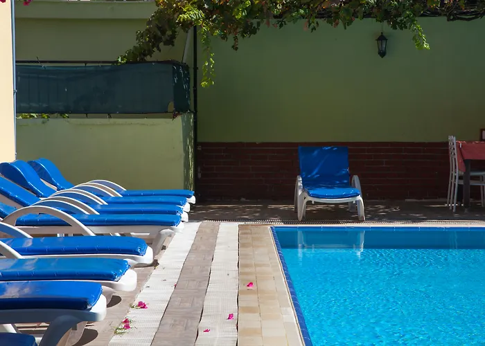 Nergos Side Hotel