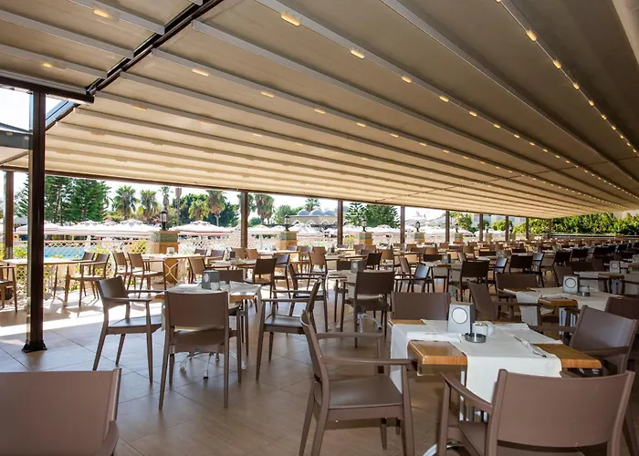 Side Star Resort Hotel