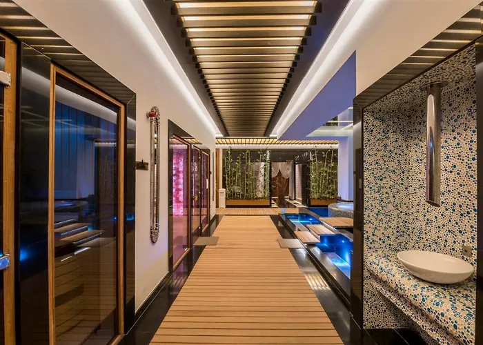 Absolute @ Elite Admiral Residences Konaklı