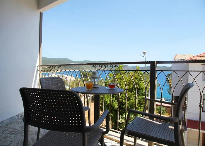 Noel Baba Hotel Kaş