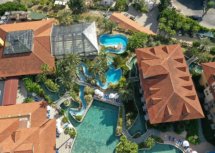 Club Grand Aqua Otel Çolaklı