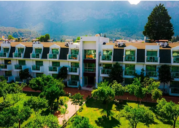 Omorfi Garden Resort Kemer