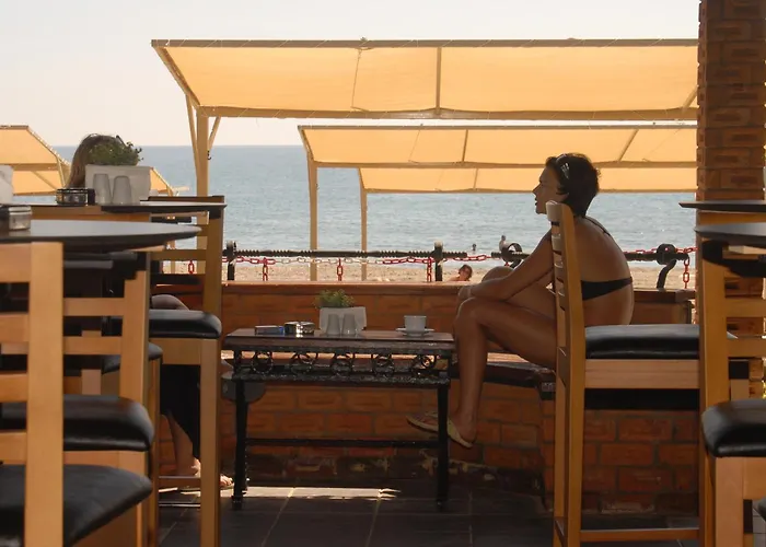 Club Turtas Beach Konaklı