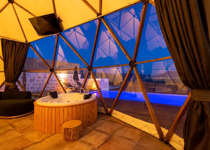 Kalkan Dome Suites & Deluxe-Glamping Holiday In Kalkan Kaş