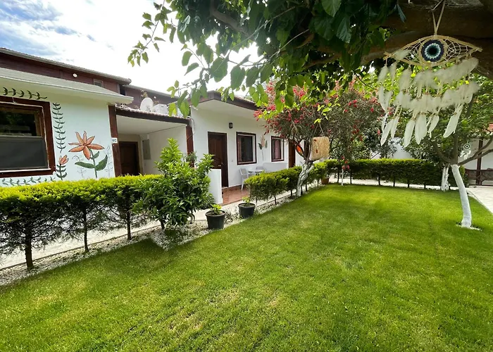 Alican Pension Çıralı