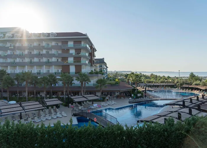 Adalya Ocean Deluxe Hotel Side