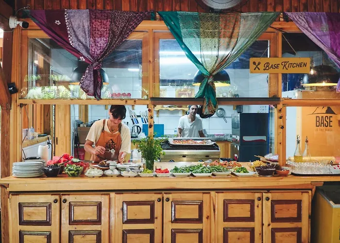 Base Bunglows Olimpos