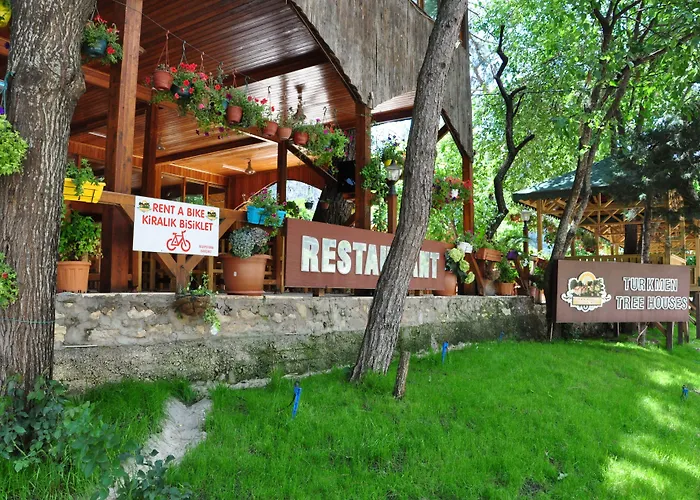 Turkmen Tree Houses Olimpos