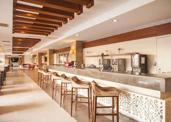 Boutique Diamond Beach Hotel & Spa Side