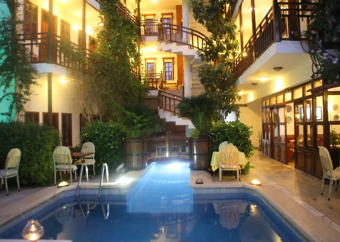 Hotel Karyatit Kaleici Antalya