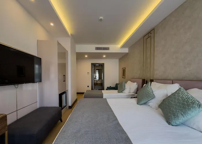 Leaf Port Hotel Antalya