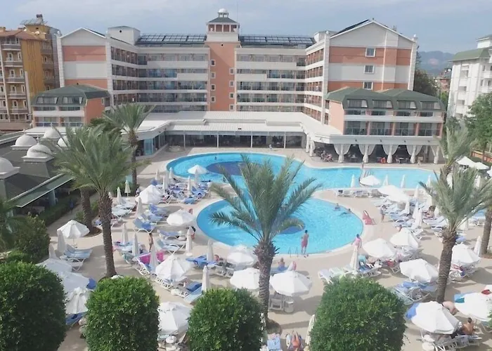 Insula Resort & Spa Konaklı