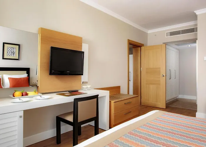 Akka Hotels Alinda Kemer With Golf Course