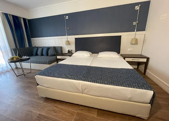 Club Grand Side Otel