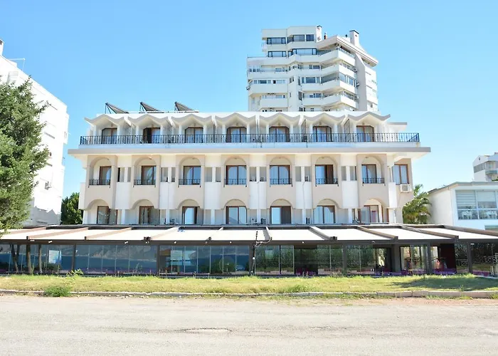 Hotels nahe Nationaltheater Antalya