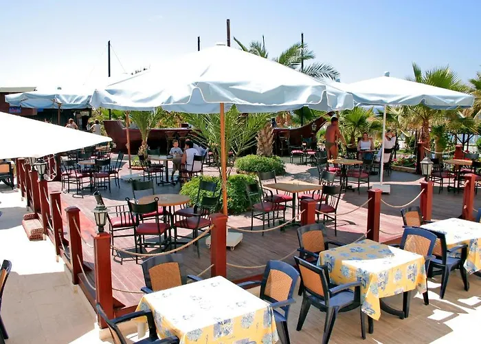 Club Tropical Beach Konaklı