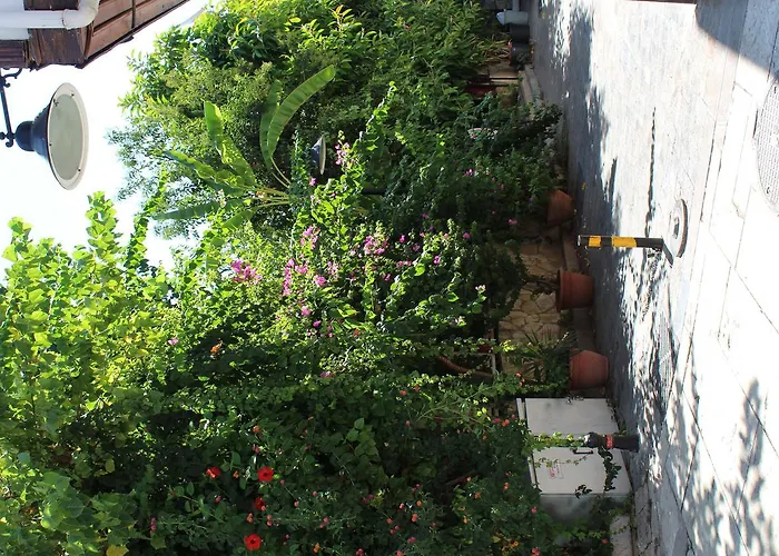 Lazer Pansiyon Antalya