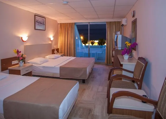 Bone Club Hotel Svs Аланія