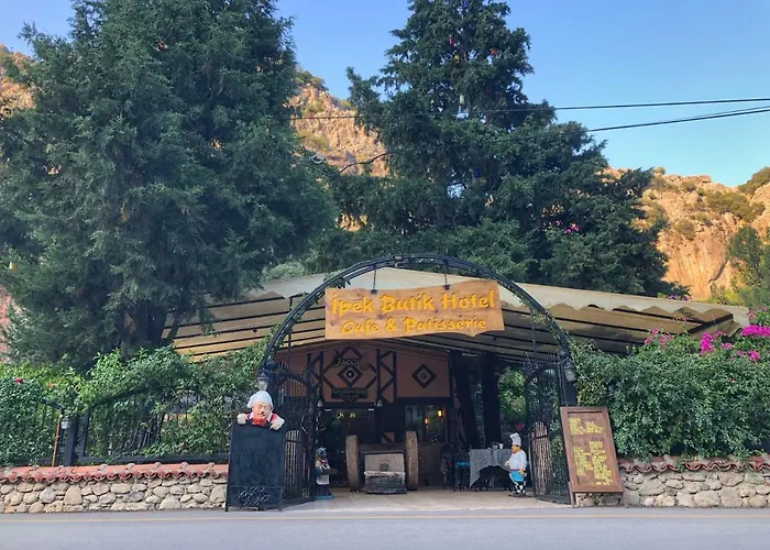 Ipek Apart Hotel Çıralı