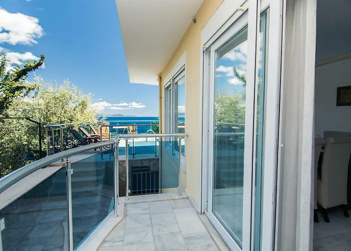 Alanya Castle Apartment (Adults Only)